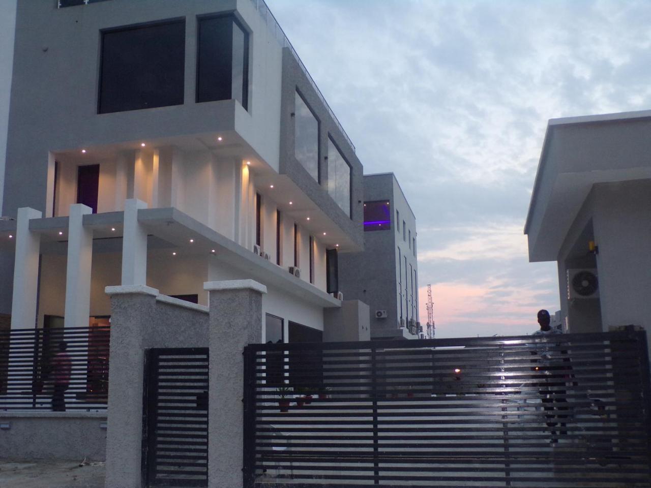 The Mayhill Lekki Esterno foto