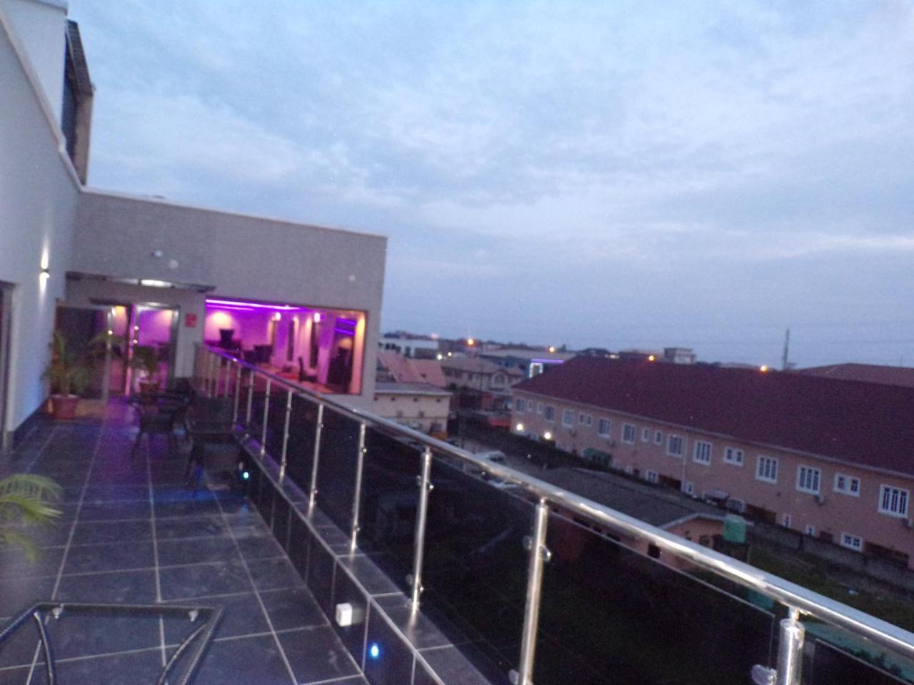 The Mayhill Lekki Esterno foto