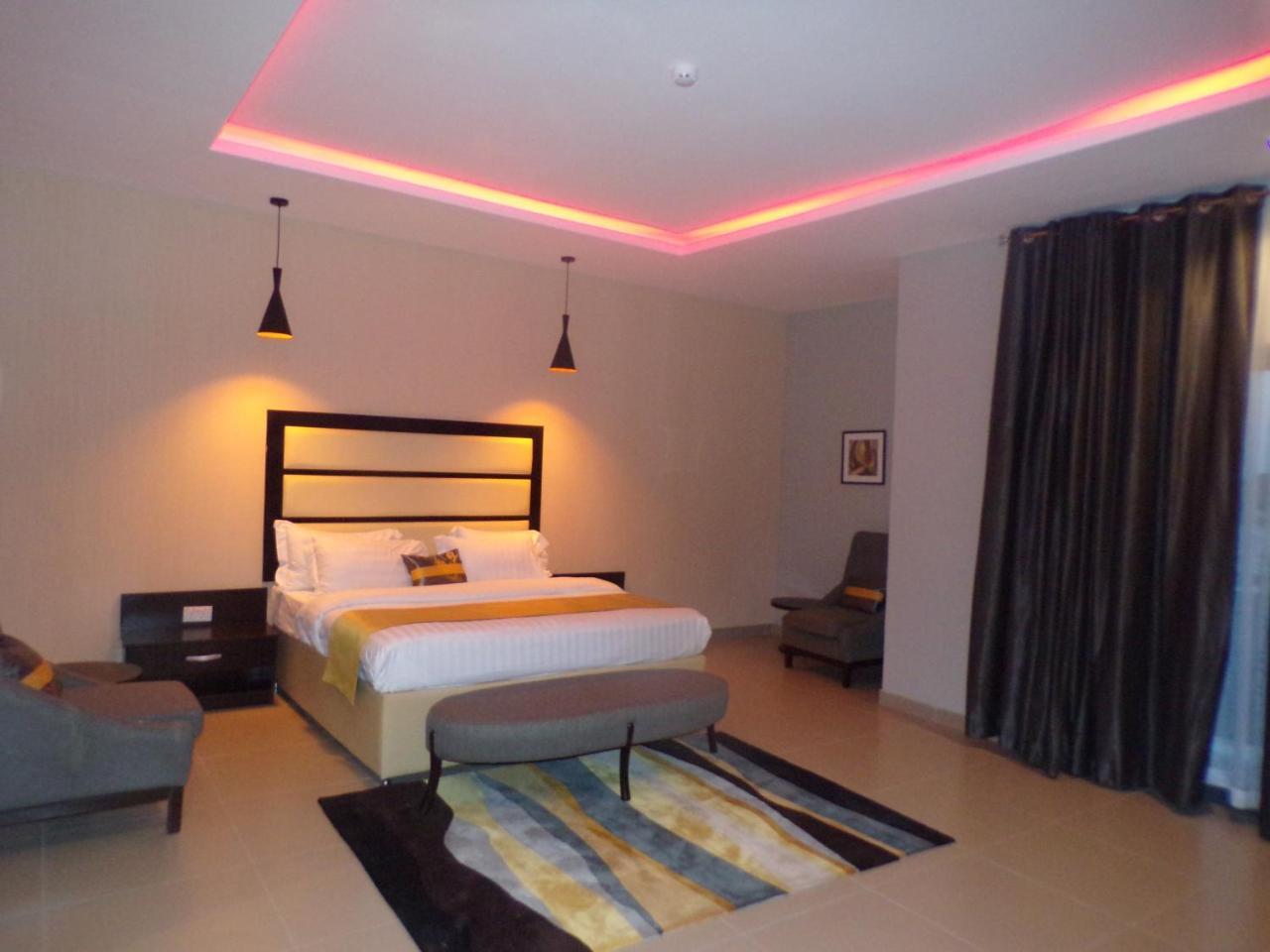 The Mayhill Lekki Esterno foto