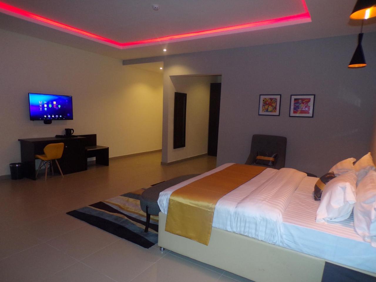 The Mayhill Lekki Esterno foto